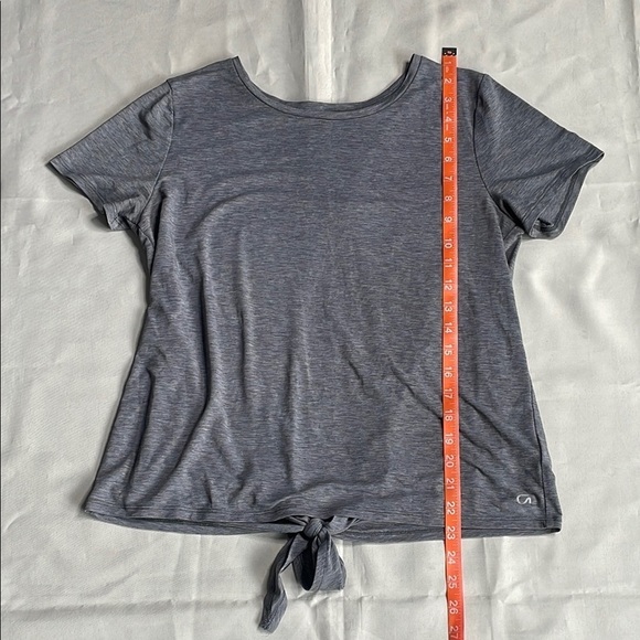 GAPFIT Gray Open Tie Back Women's Short Sleeve Top - Picture 5 of 11